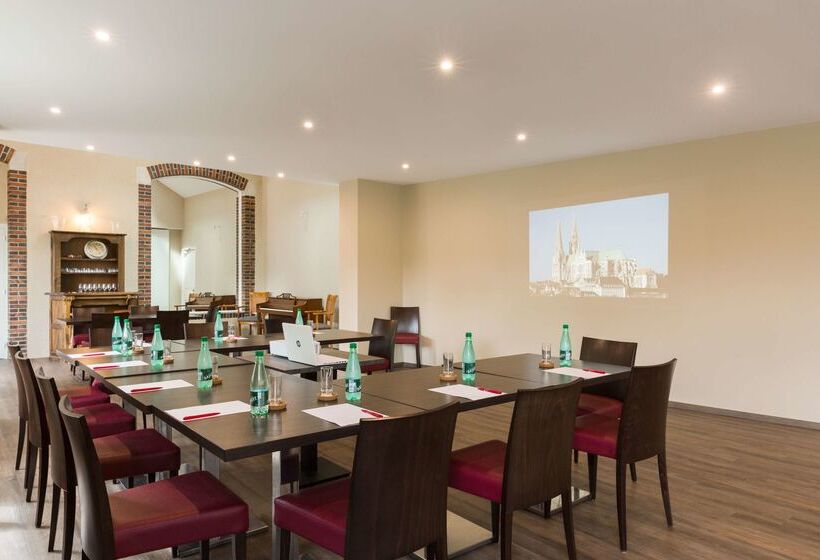 בית מלון כפרי The Originals City, Le Relais Des Carnutes Brezolles Verneuil Sur Avre