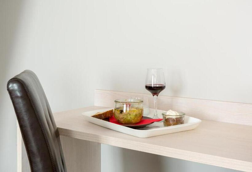 בית מלון כפרי The Originals City, Le Relais Des Carnutes Brezolles Verneuil Sur Avre