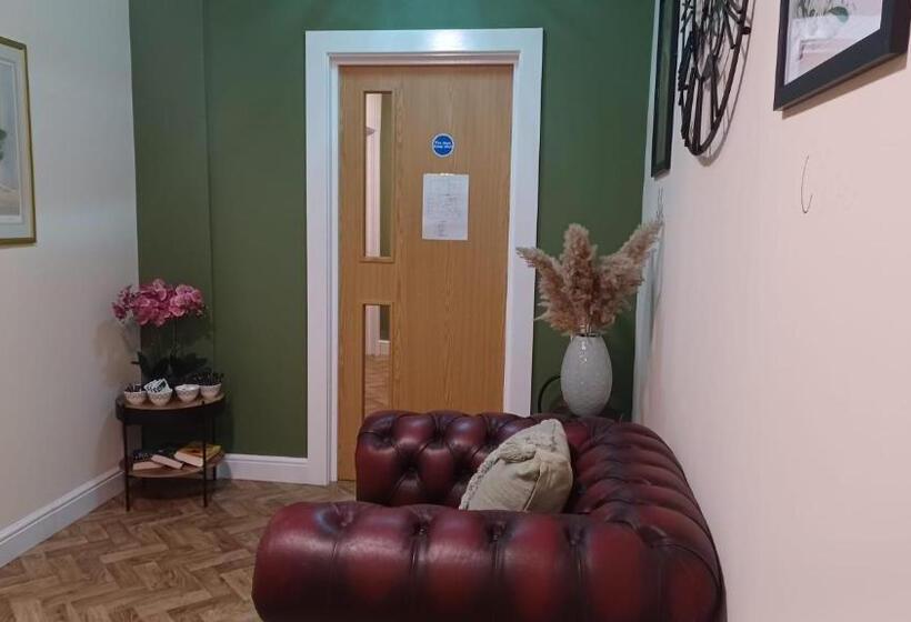 호텔 The Renishaw Rooms