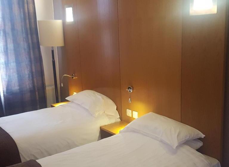 ホテル The Renishaw Rooms