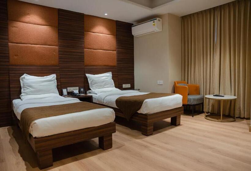 בית מלון כפרי The Shiv Regency