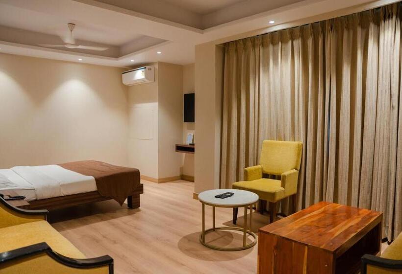 בית מלון כפרי The Shiv Regency