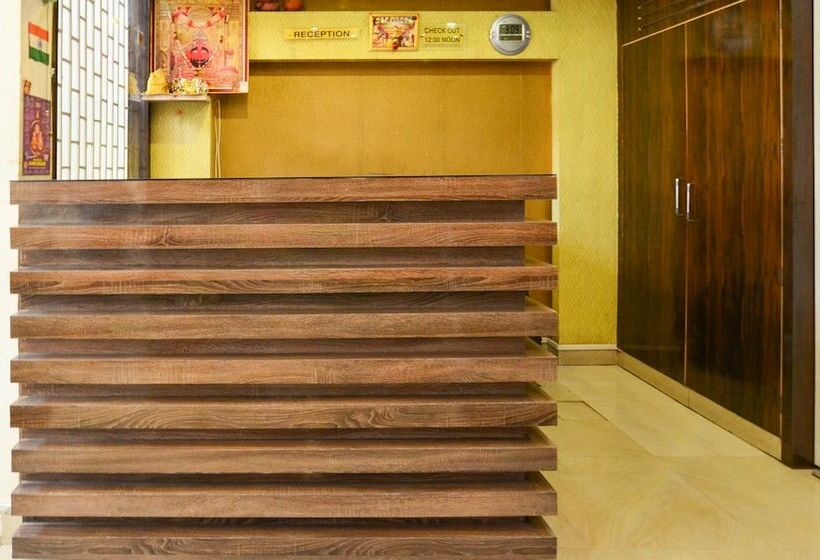 ホテル Treebo China Town