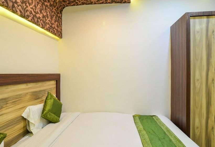 ホテル Treebo China Town