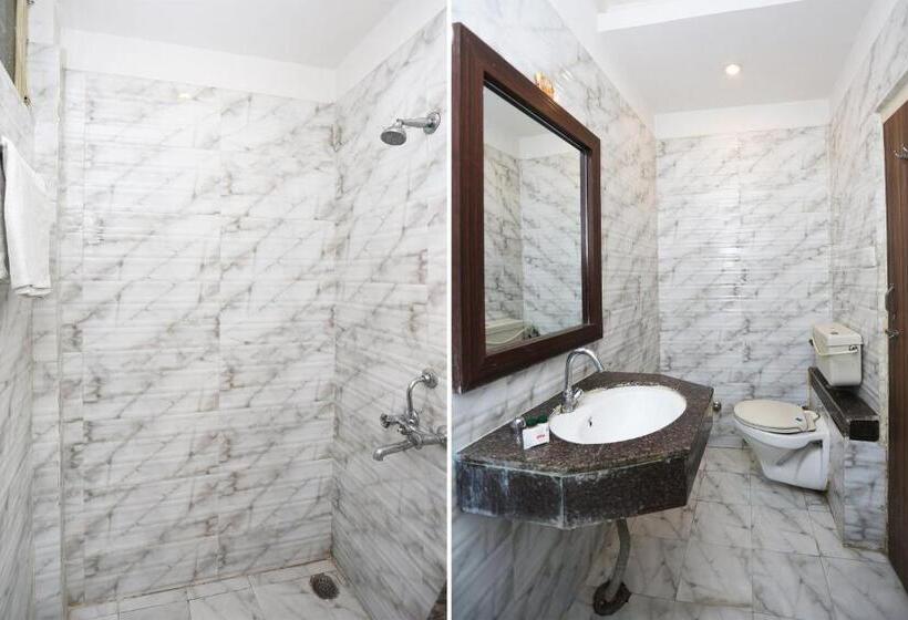 ホテル Treebo China Town