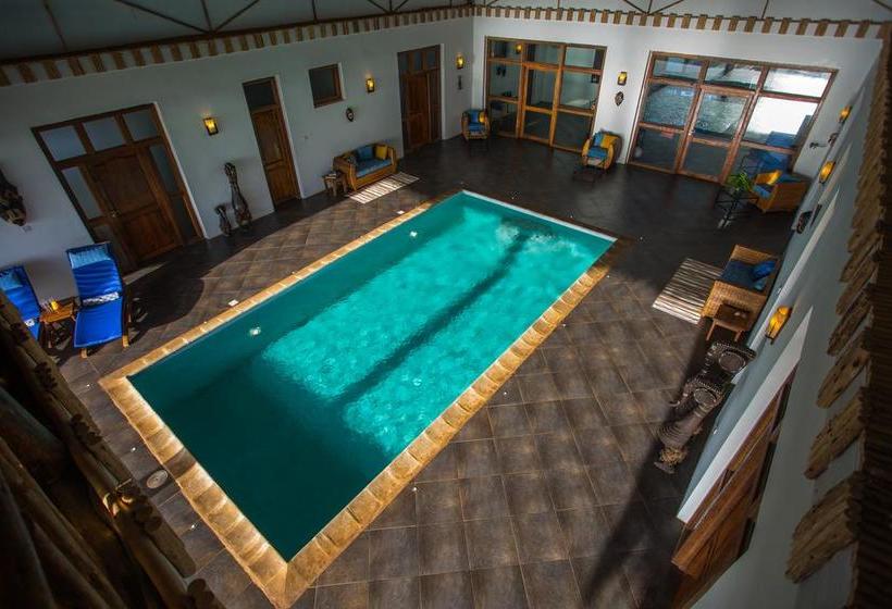 هتل Villa Nyangumi