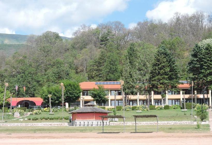 Lakeview Hotel And Resort