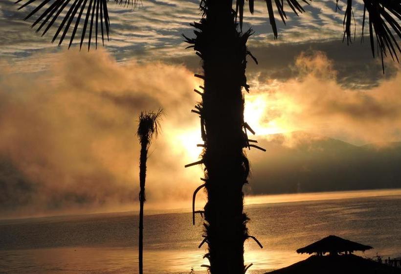 Lakeview Hotel And Resort