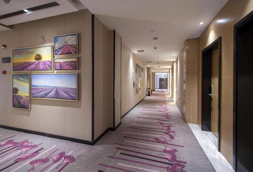 Lavande Hotel Taixing Jiangping Road