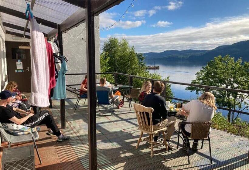 Loch Ness Lochside Hostel, Over 16s Only, Social Backpackers Atmosphere