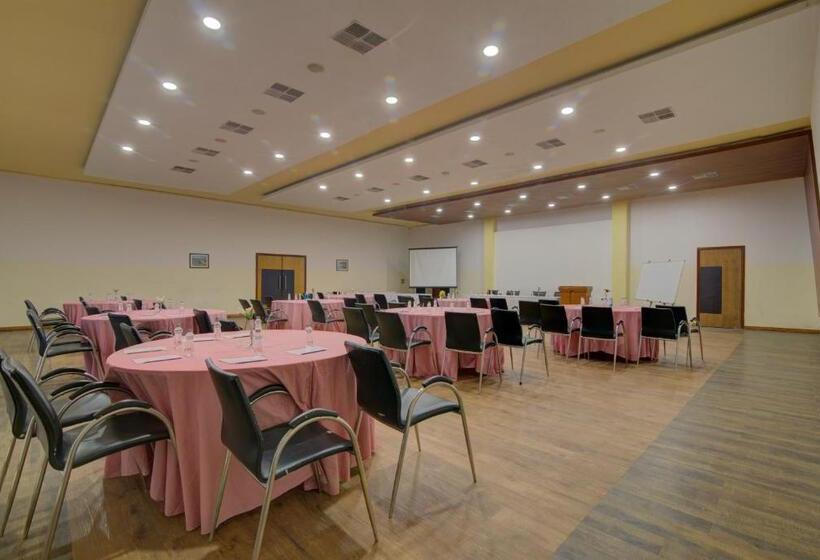 Camel Valley Resort, Igatpuri