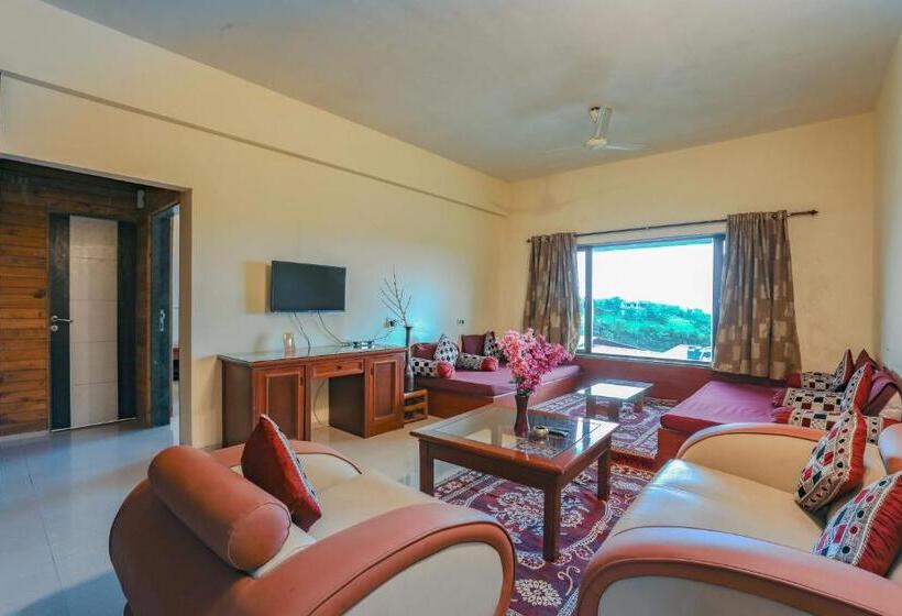 Camel Valley Resort, Igatpuri