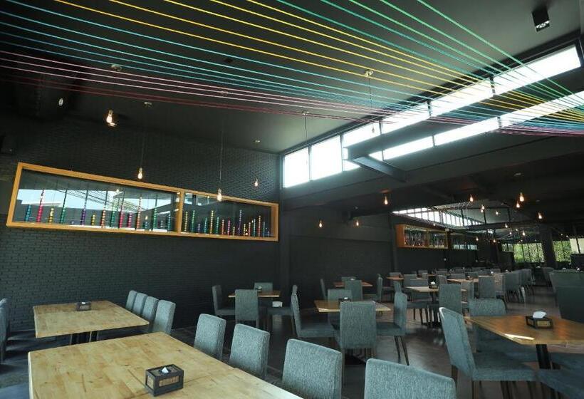 Navela Hotel & Convention