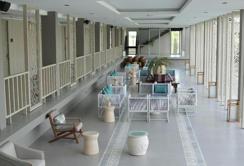 Navela Hotel & Convention