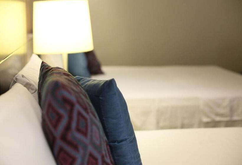 Punto Madero Hotel & Plaza