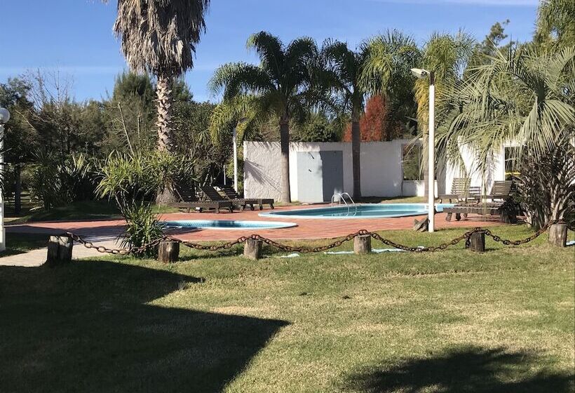 اقامتگاه Refugio Del Solís