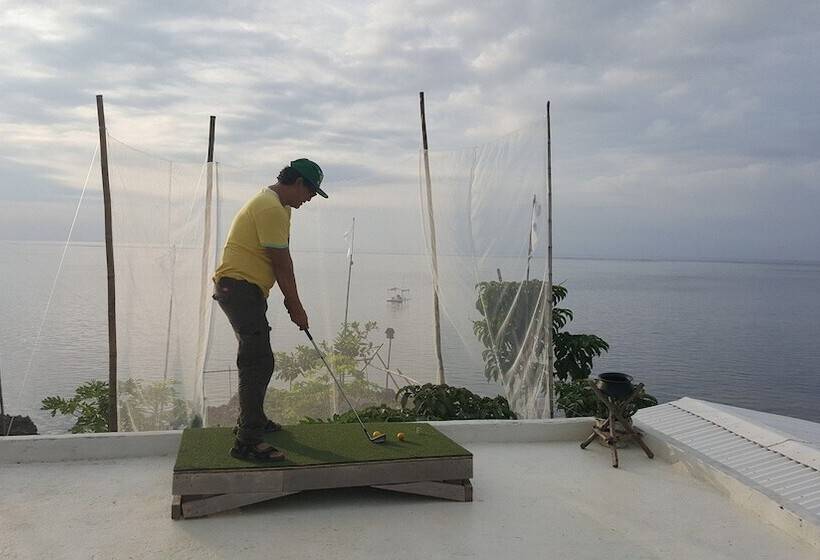 אתר נופש Birdland Beach Club