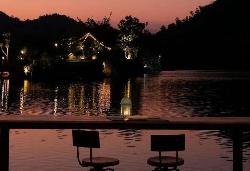 渡假胜地 Inlaya Ratchaburi