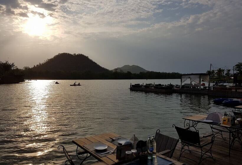 渡假胜地 Inlaya Ratchaburi