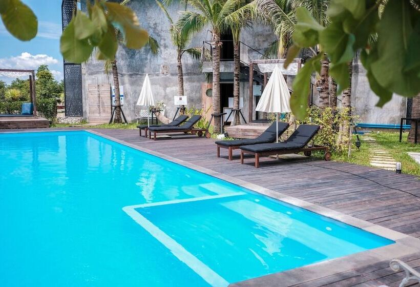 渡假胜地 Inlaya Ratchaburi