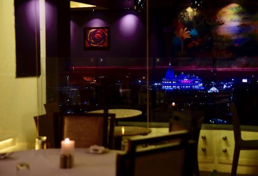 渡假胜地  Kadamb Spritual Stay