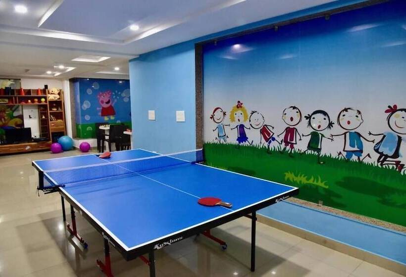 渡假胜地  Kadamb Spritual Stay