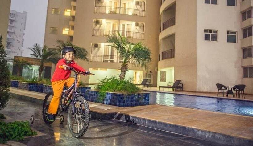 渡假胜地  Kadamb Spritual Stay