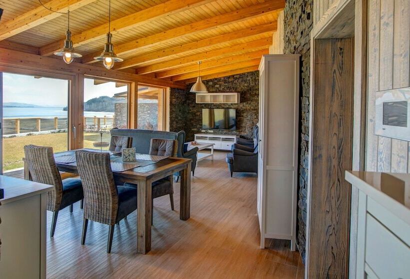 리조트 Marina Liptov Pri Liptovskej Mare