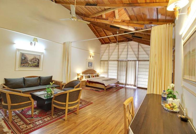 אתר נופש Neelesh Inn  A Luxury Lake View Hotel  20 Kms From Nainital