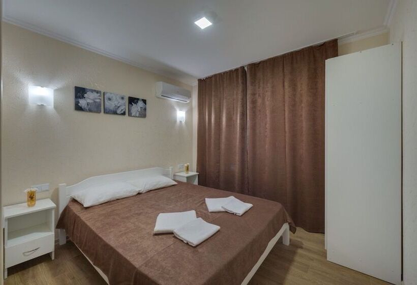 استراحتگاه Pansionat Nikolaev