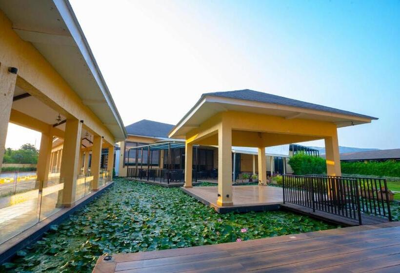 אתר נופש Tropical Retreat By Zuper