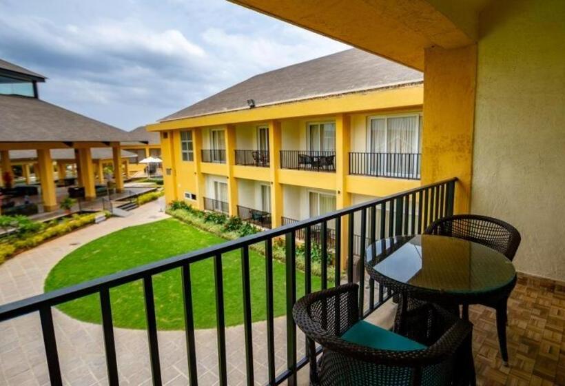 منتجع Tropical Retreat By Zuper