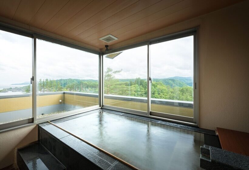 ריוקאן Nagisatei Taroan