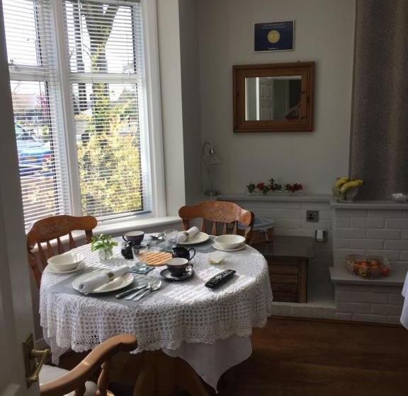 Southend Airport Bed & Breakfast