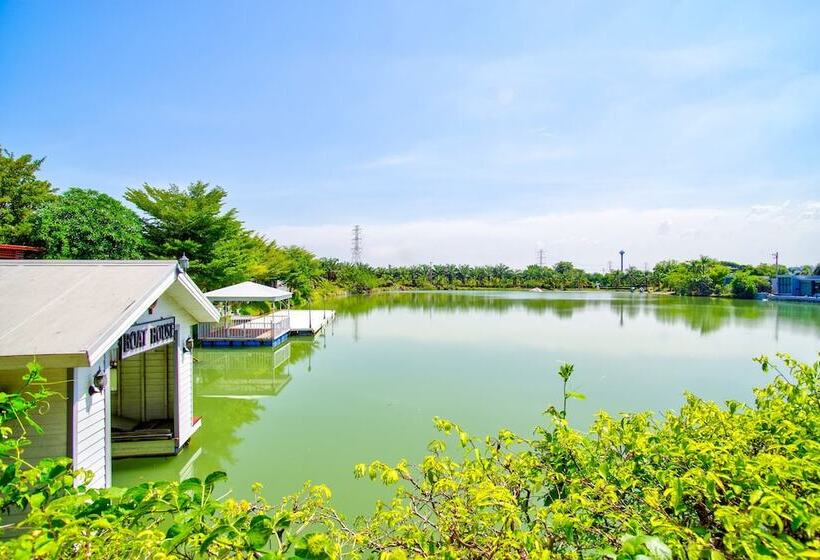 Thaiasia Goldensea Resort