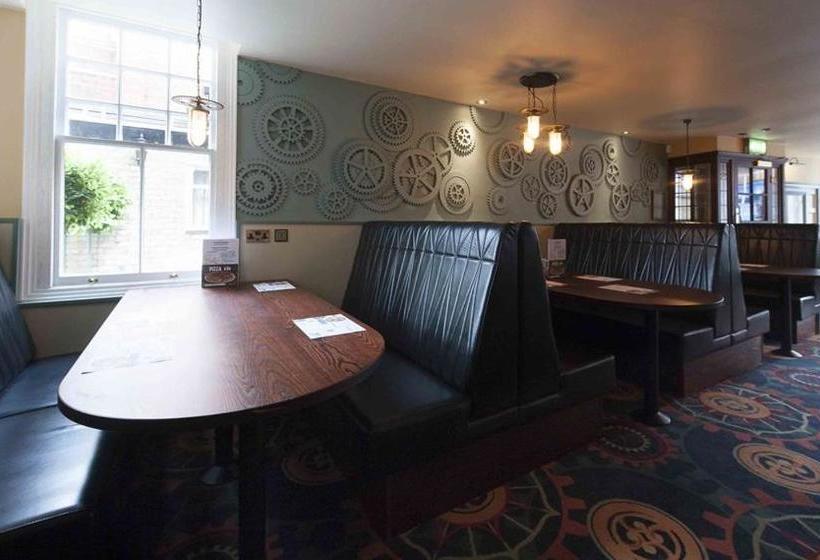 The Crown Hotel Wetherspoon