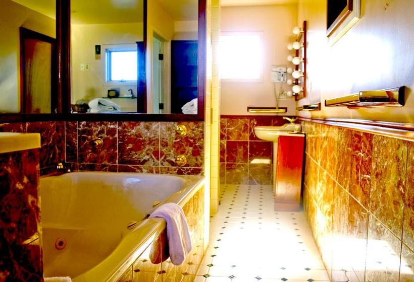 A Cayuga Lakefront Inn   Hotel Alt, Ithaca New York