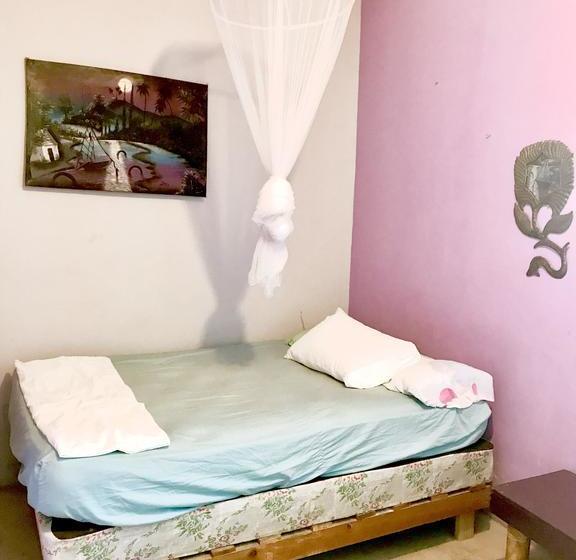 הוסטל Haiti Communitere