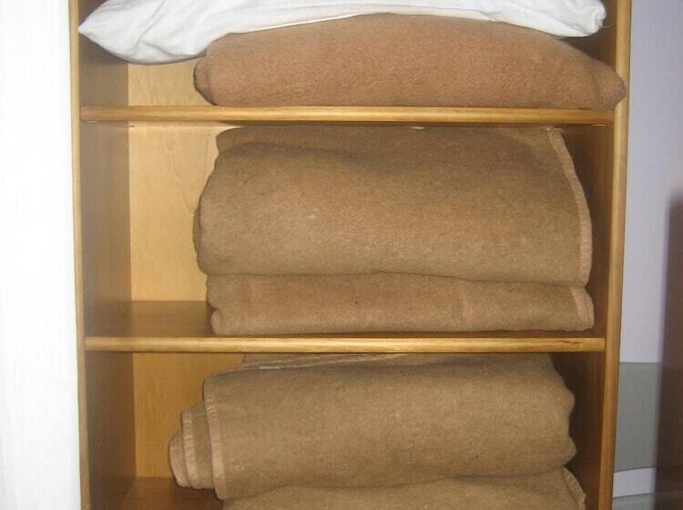 Albergue Turístico Rio Aragon