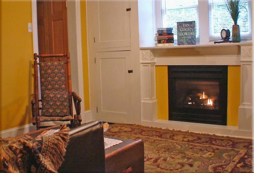 مبيت وإفطار Amethyst Inn