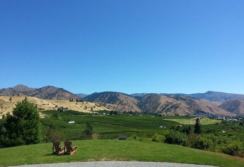 مبيت وإفطار Cascade Valley Inn