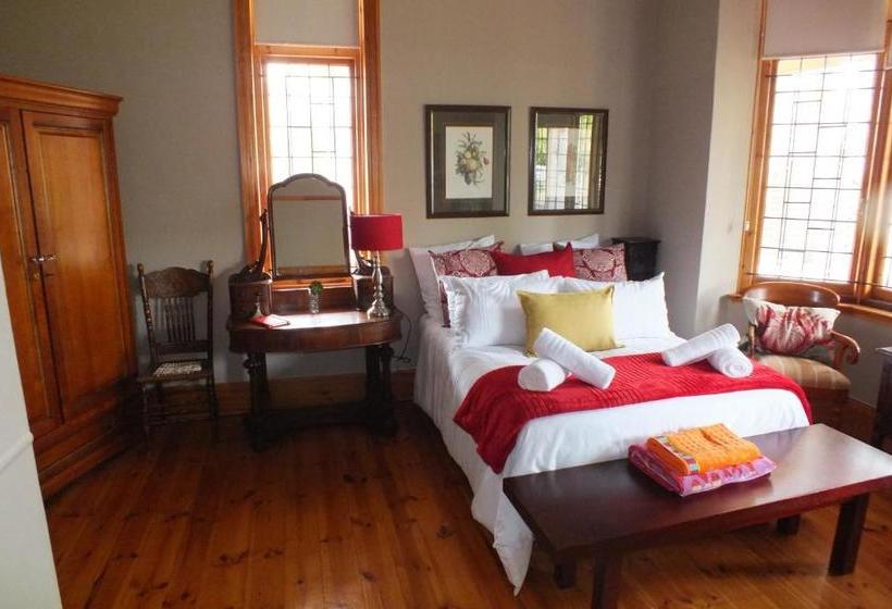 تختخواب و صبحانه De Avond Rust