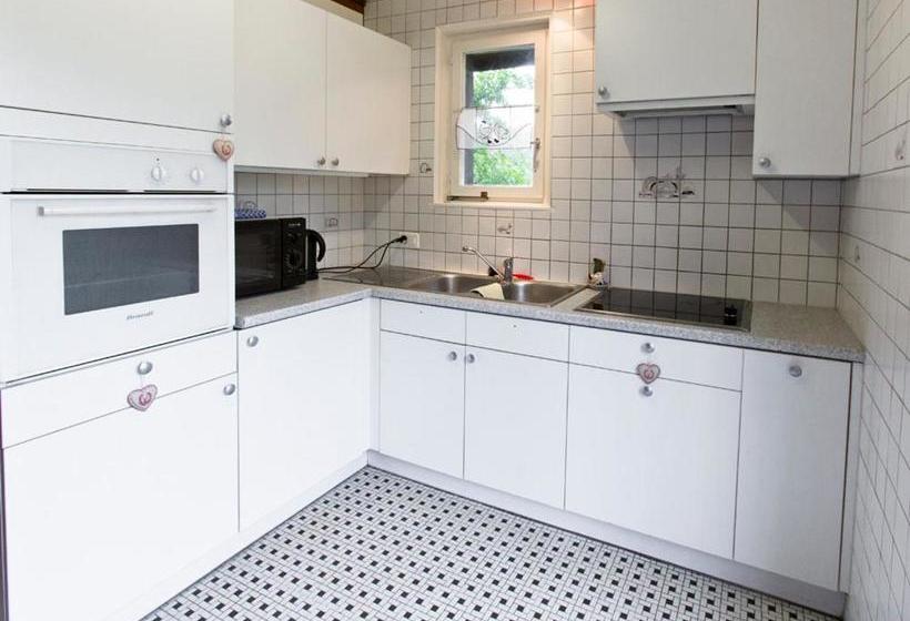 ベッドアンドブレックファースト Ferme Iseli