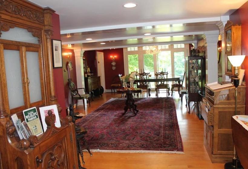 مبيت وإفطار Green River Bridge House