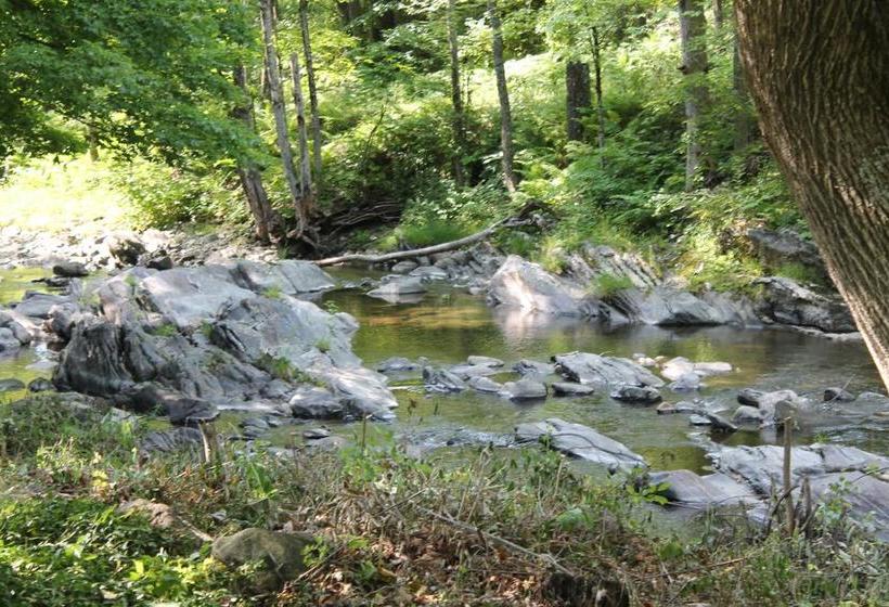 مبيت وإفطار Green River Bridge House