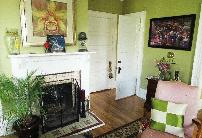 مبيت وإفطار Inn Upon Moon River Plantation