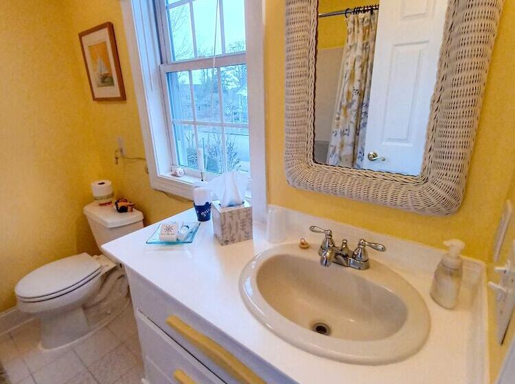 مبيت وإفطار The Inn On Bath Creek