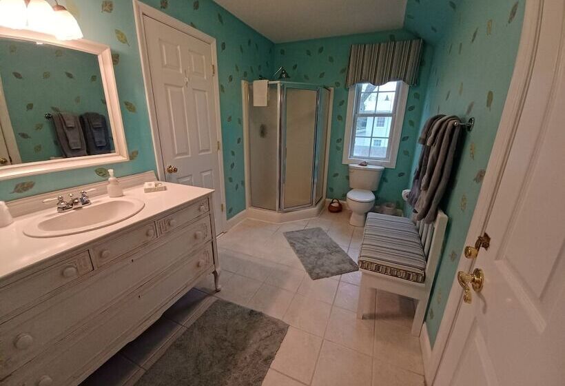 مبيت وإفطار The Inn On Bath Creek