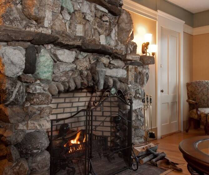 مبيت وإفطار The Lake House At Ferry Point