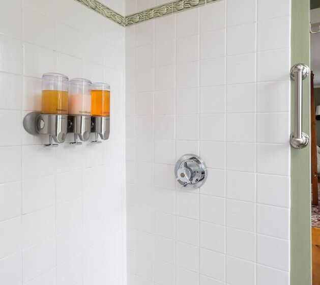 مبيت وإفطار The Lake House At Ferry Point